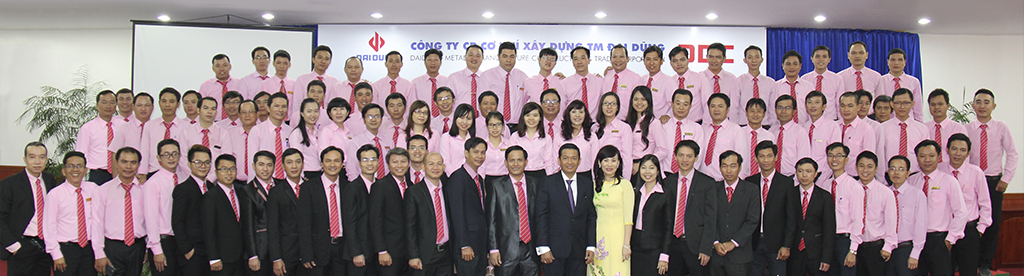Tập đoàn Đại Dũng:
Tập đoàn Đại Dũng không chỉ là một thương hiệu lớn trong ngành xây dựng mà còn được xem là một đại diện tiêu biểu cho sự phát triển của nền kinh tế Việt Nam. Với những mục tiêu phát triển bền vững và chất lượng sản phẩm cao, tập đoàn này đang trở thành người dẫn đầu trong lĩnh vực đầu tư và phát triển dự án.